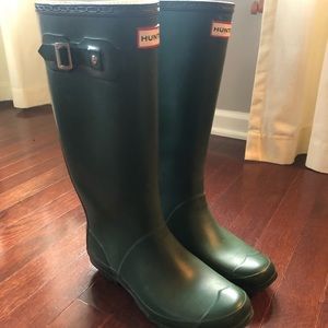 Hunter Rain Boots; Extended Calf